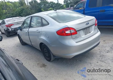 2013 Ford Fiesta Se from USA, damaged, VIN 3FADP4BJ4DM204092